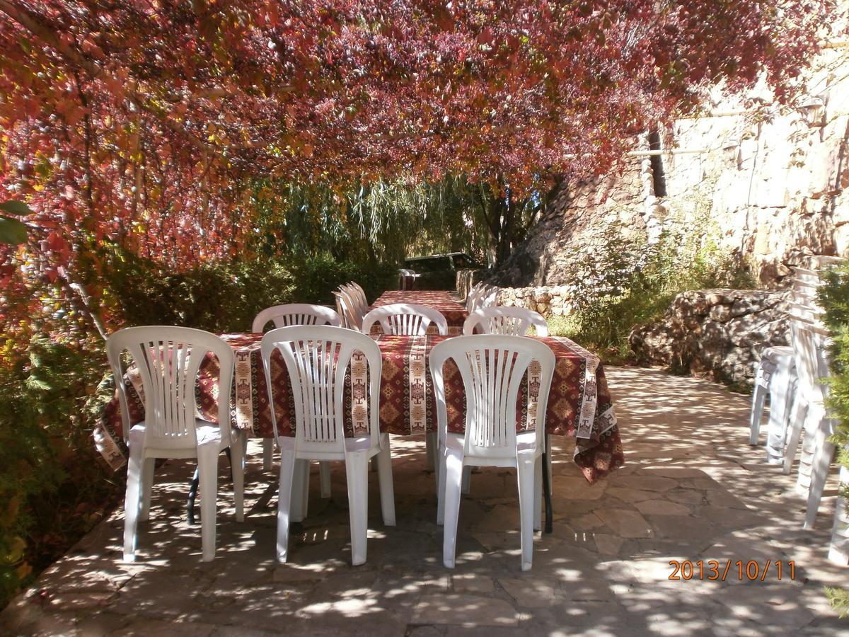 Noravank'S Hotel Areni Bagian luar foto